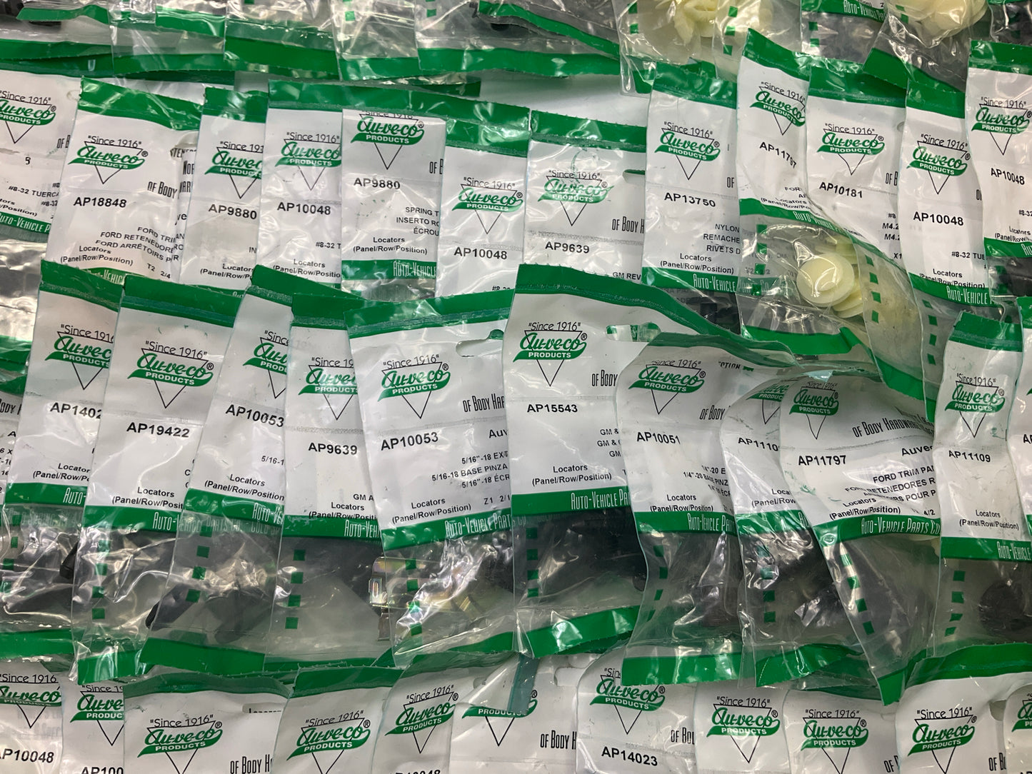 Wholesale Lot # 17 - Auveco Retainer Clips & Hardware Lot, 250 Packs As Shown