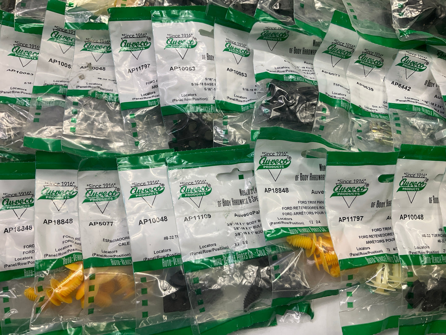 Wholesale Lot # 18 - Auveco Retainer Clips & Hardware Lot, 250 Packs As Shown