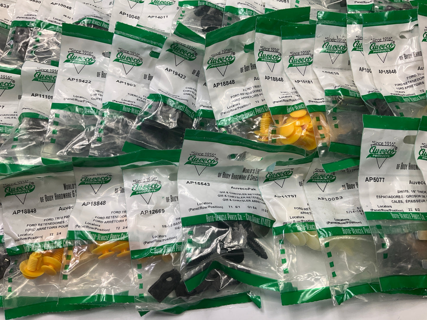 Wholesale Lot # 18 - Auveco Retainer Clips & Hardware Lot, 250 Packs As Shown