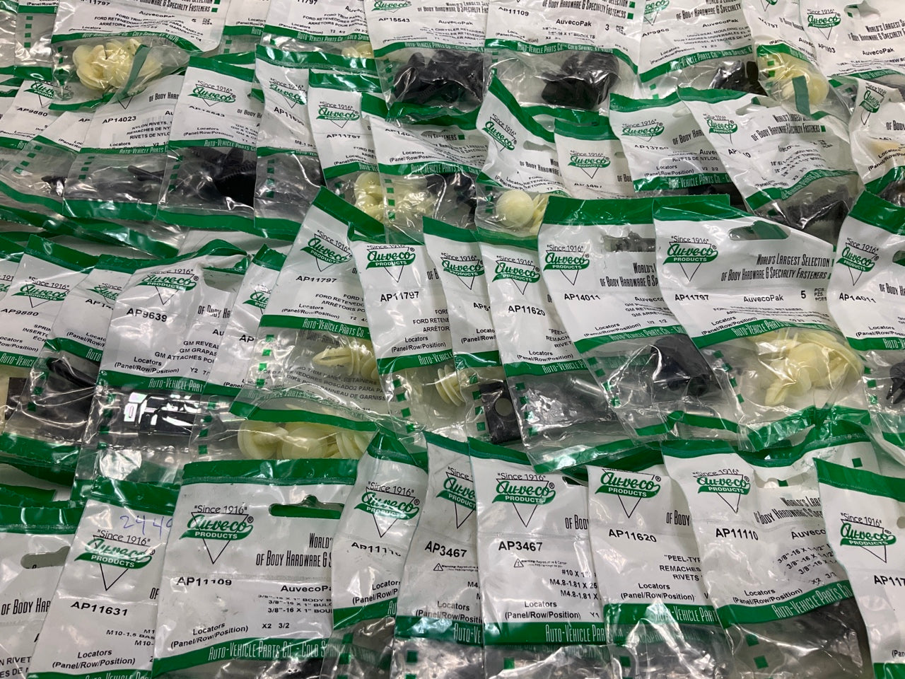 Wholesale Lot # 21 - Auveco Retainer Clips & Hardware Lot, 250 Packs As Shown