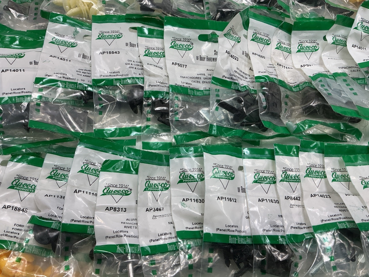 Wholesale Lot # 22 - Auveco Retainer Clips & Hardware Lot, 250 Packs As Shown