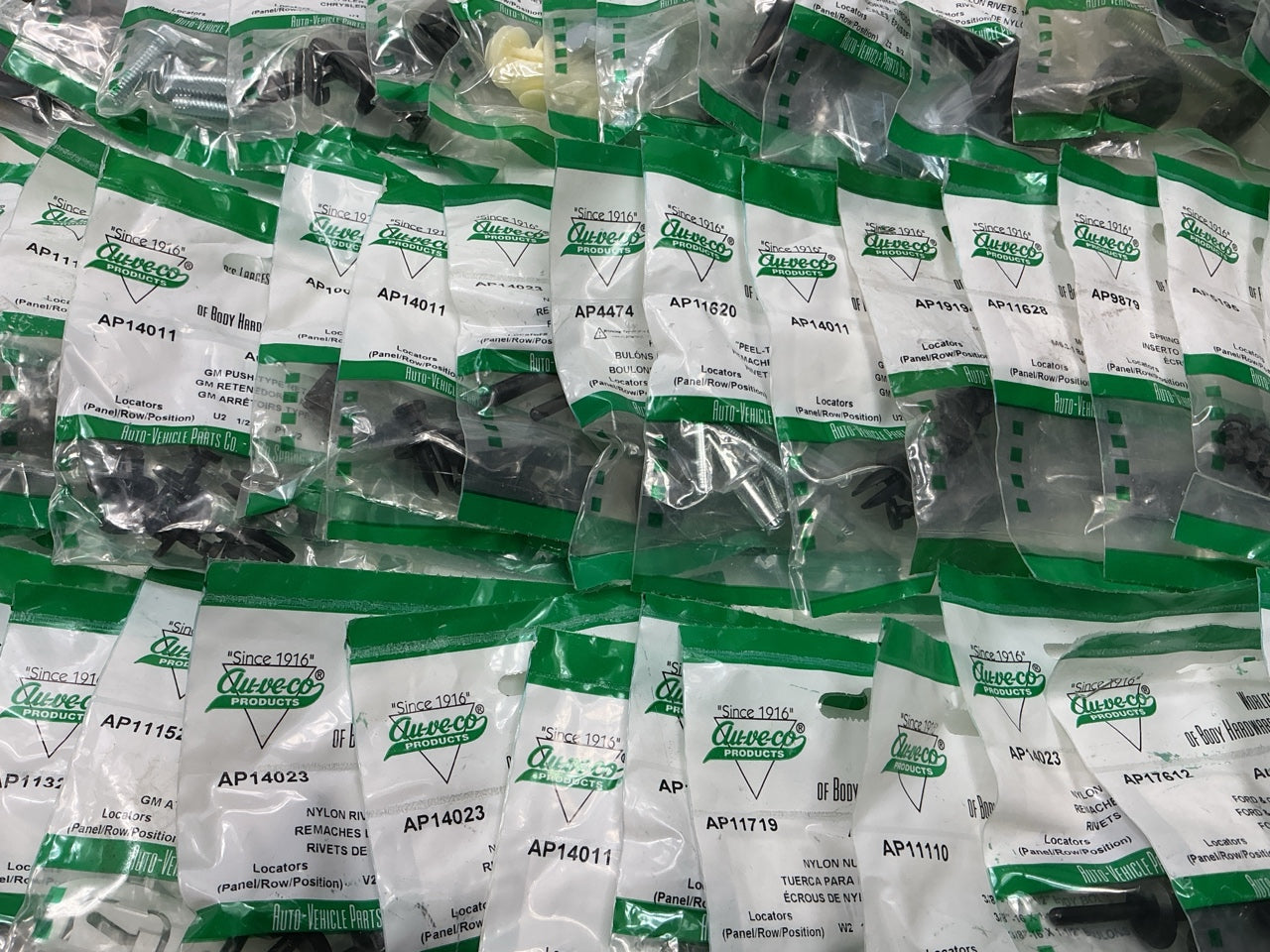 Wholesale Lot # 22 - Auveco Retainer Clips & Hardware Lot, 250 Packs As Shown