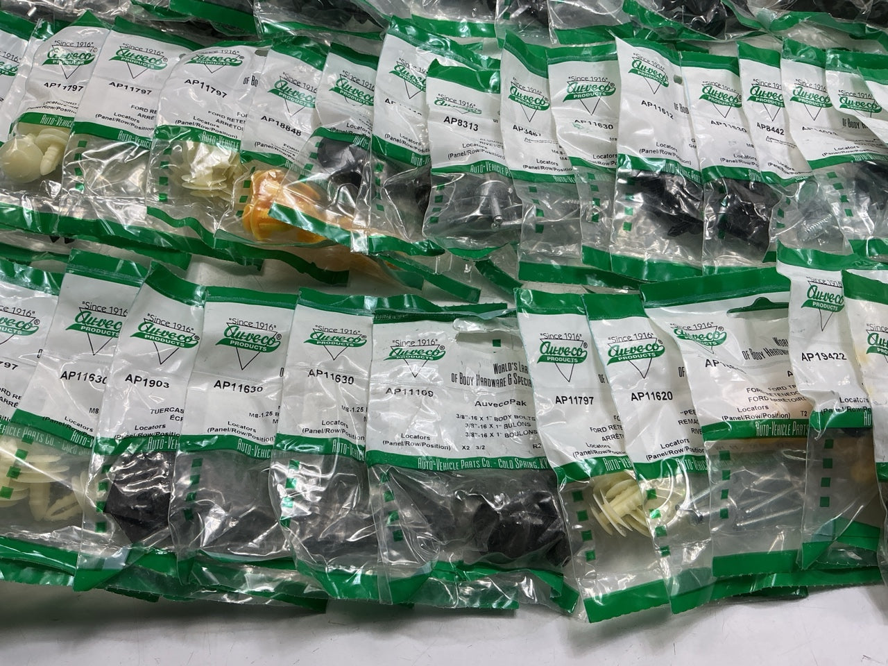 Wholesale Lot # 22 - Auveco Retainer Clips & Hardware Lot, 250 Packs As Shown