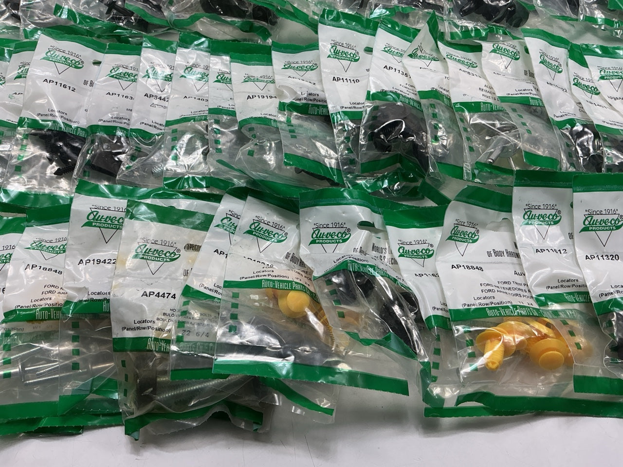 Wholesale Lot # 22 - Auveco Retainer Clips & Hardware Lot, 250 Packs As Shown