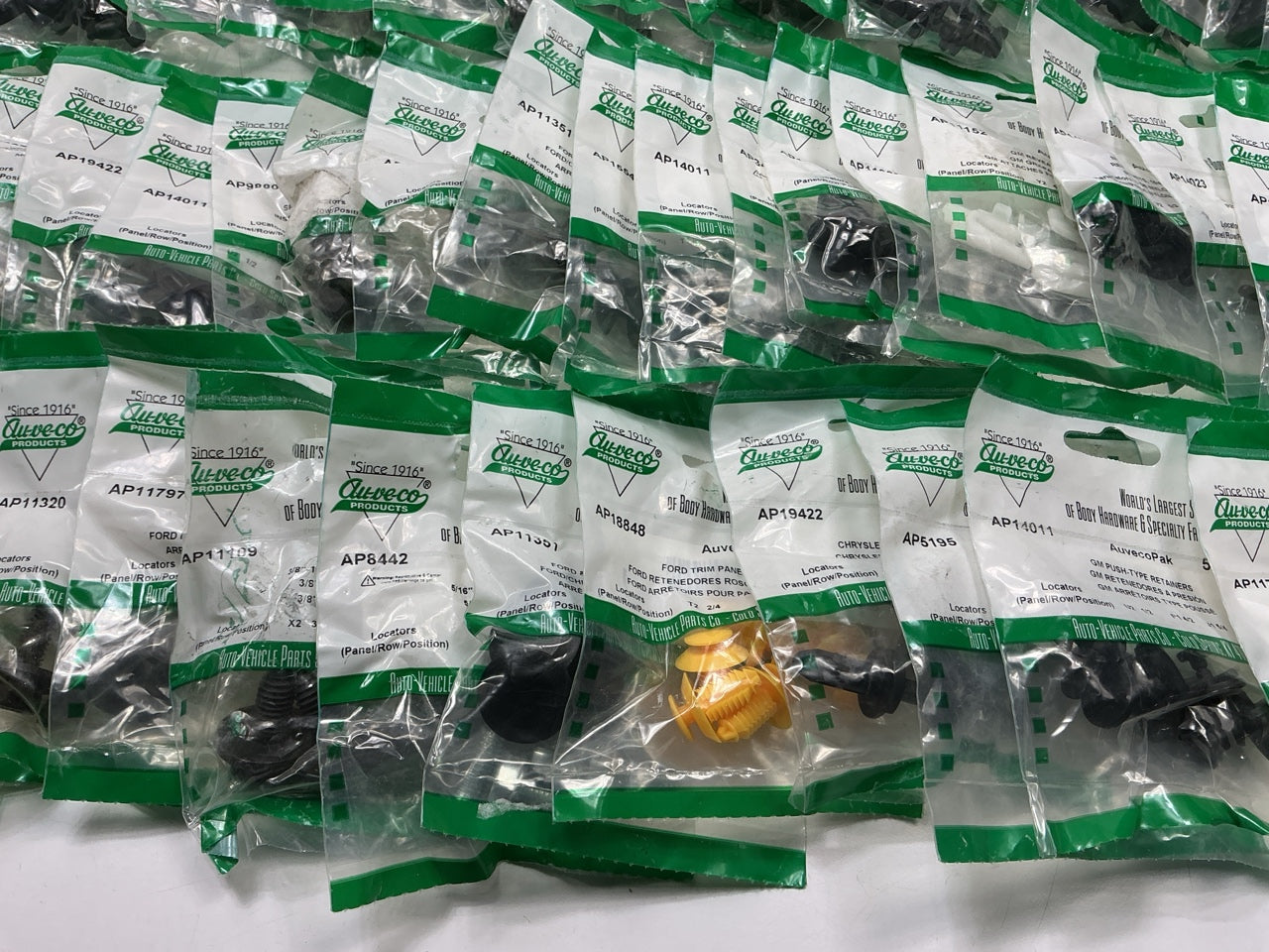 Wholesale Lot # 22 - Auveco Retainer Clips & Hardware Lot, 250 Packs As Shown