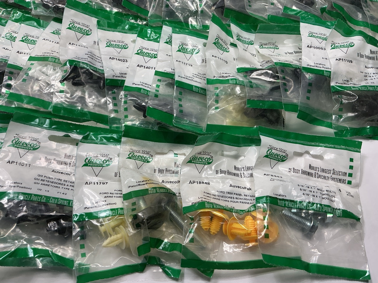 Wholesale Lot # 22 - Auveco Retainer Clips & Hardware Lot, 250 Packs As Shown