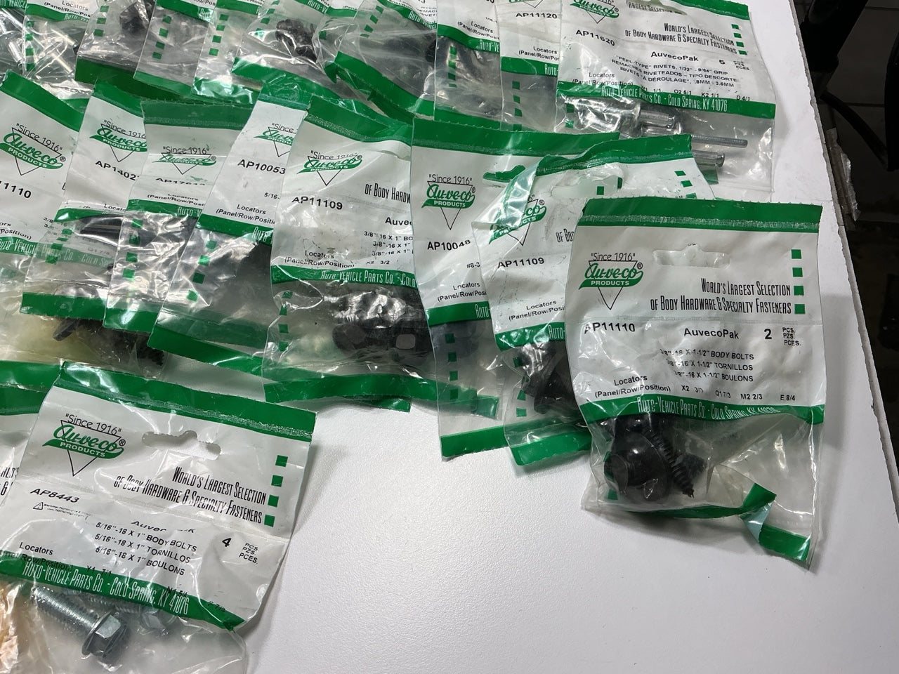 Wholesale Lot # 22 - Auveco Retainer Clips & Hardware Lot, 250 Packs As Shown