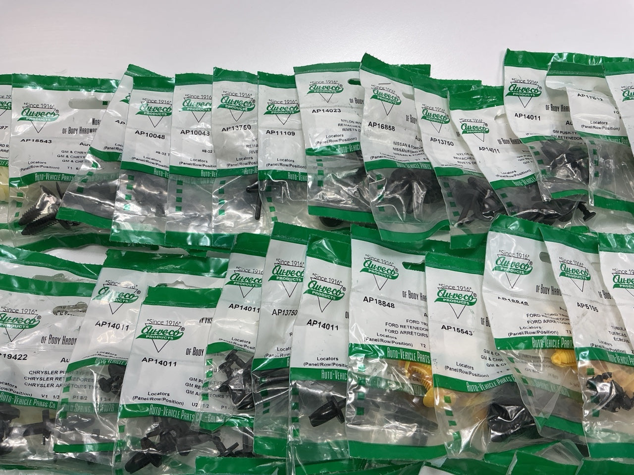Wholesale Lot # 22 - Auveco Retainer Clips & Hardware Lot, 250 Packs As Shown