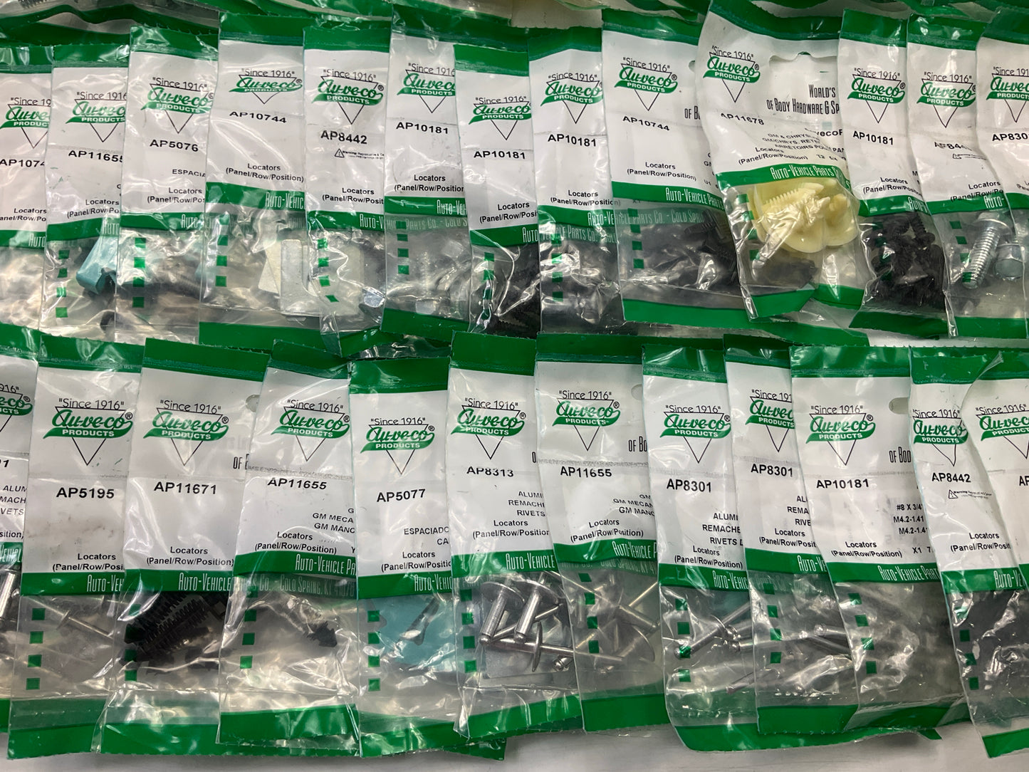 Wholesale Lot # 8 - Auveco Retainer Clips & Mixed Hardware, 250 Packs Total