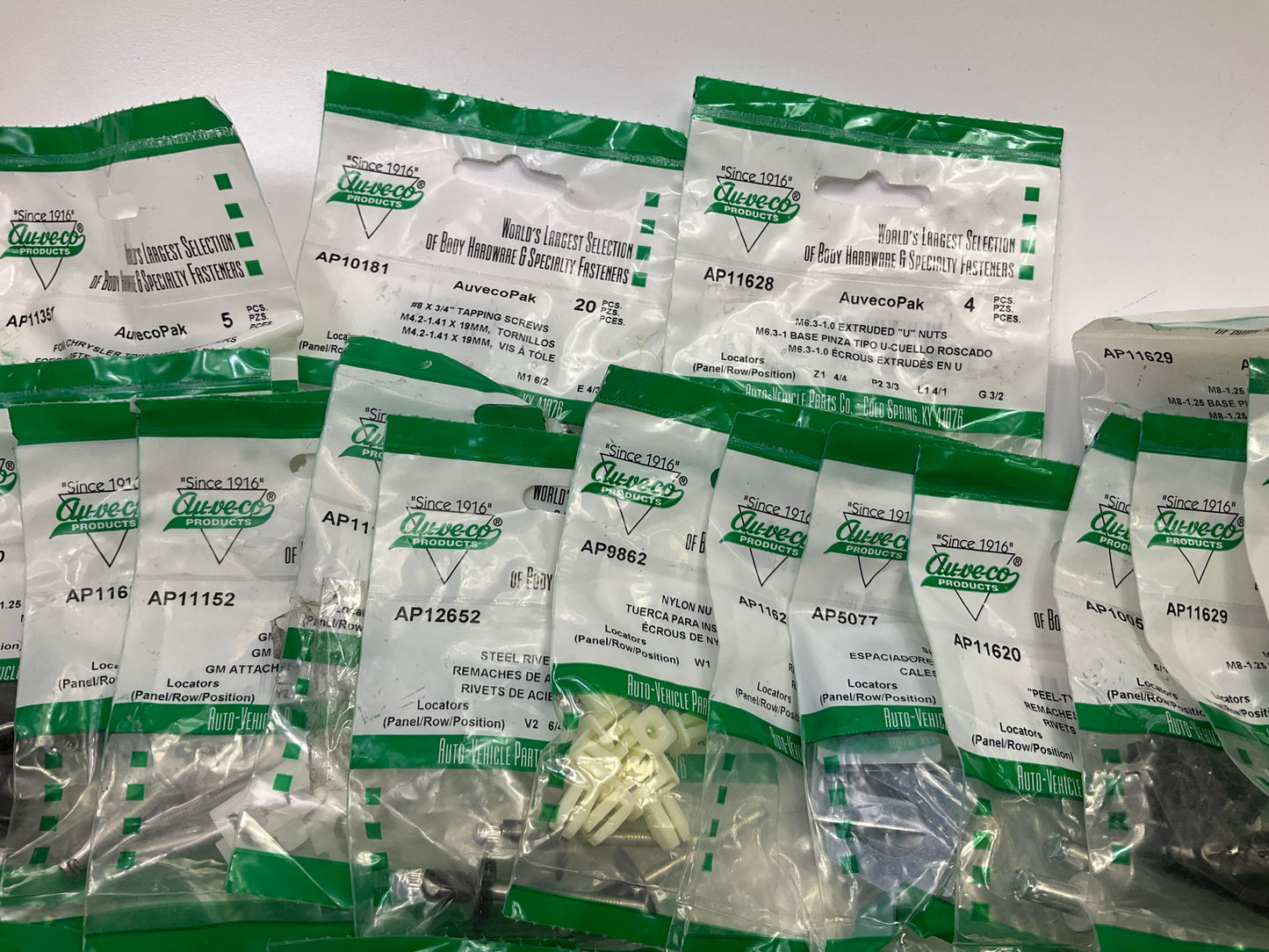 Wholesale Lot # 8 - Auveco Retainer Clips & Mixed Hardware, 250 Packs Total