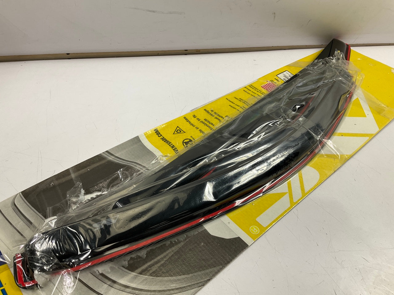 4 Piece AVS Side Window Ventvisor Deflectors 2014-19 Sierra / Silverado CREW CAB