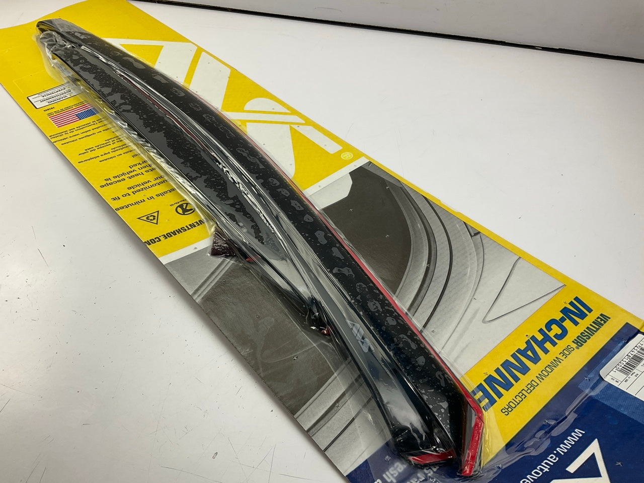 AVS 194992 In-Channel VentVisor Window Deflectors SMOKE For 2013-18 Toyota RAV4