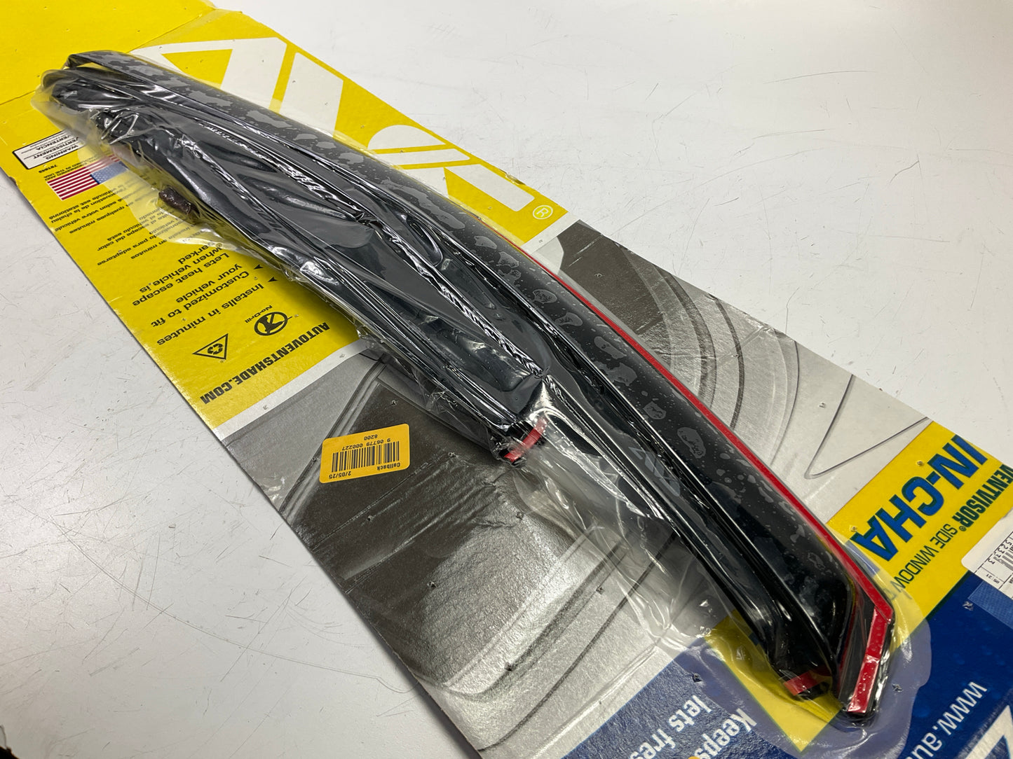 AVS 194995 In-Channel Ventvisor Window Deflector Visor Set - 2015-2022 Colorado