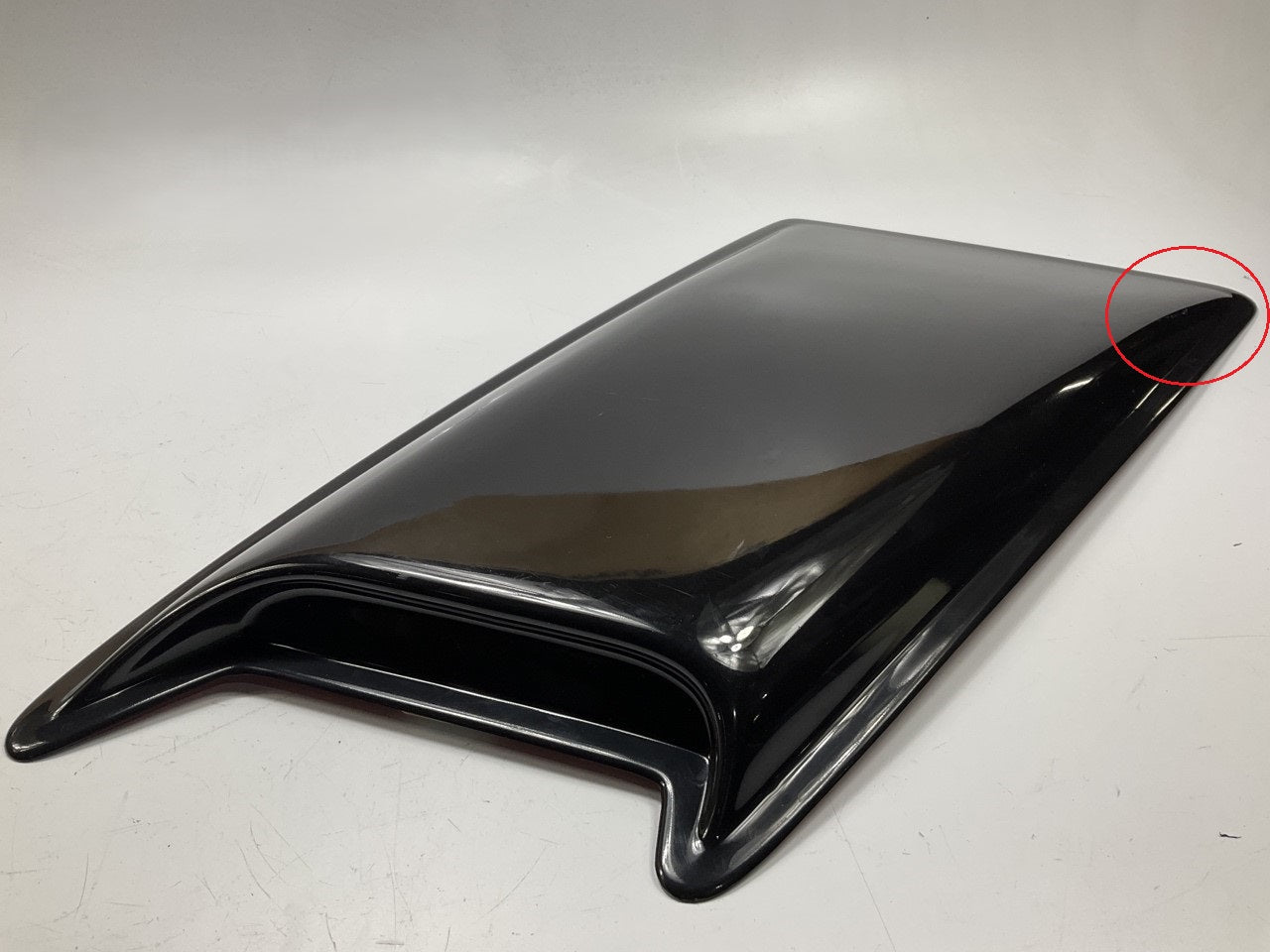 COSMETIC SCRATCHES, SEE PHOTOS - AVS Lund 80002 Eclipse Medium Hood Scoop, PAIR