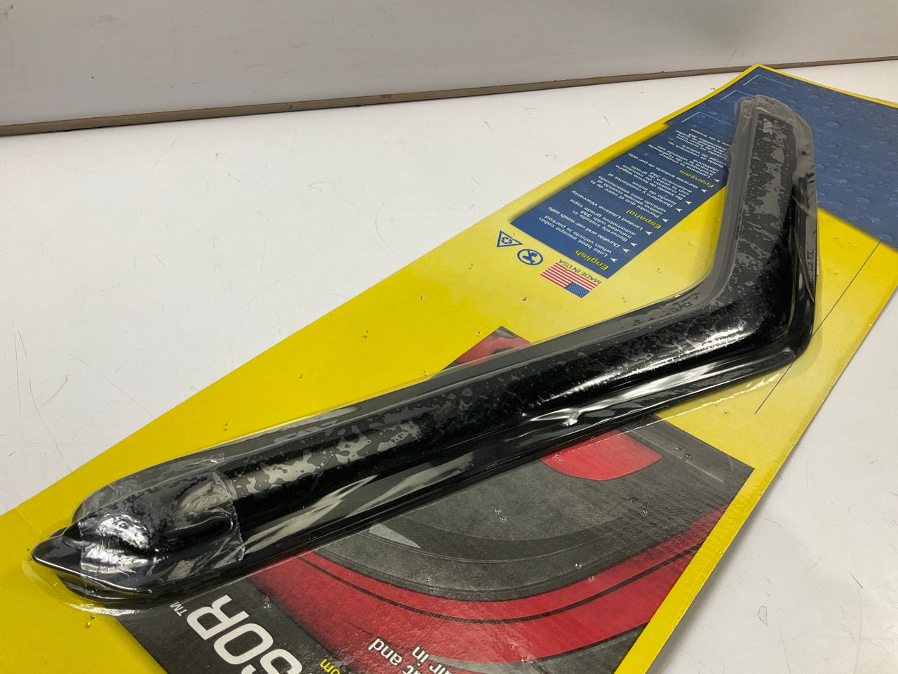 AVS 92127 FRONT ONLY Side Window Deflector Ventvisor 2-piece Kit