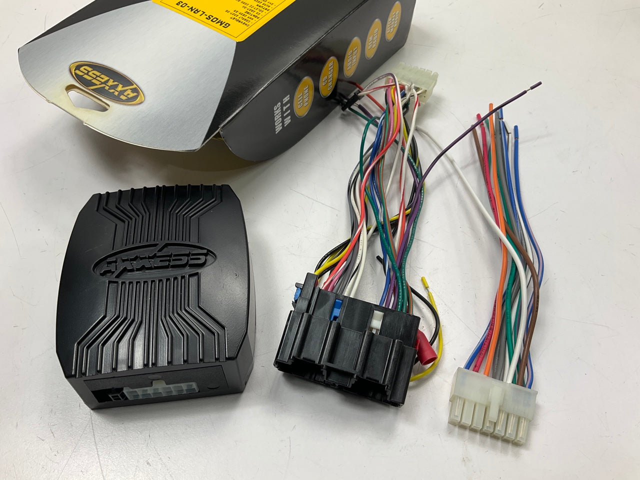 Metra Axxess GMOS-LAN-03 LAN OnStar Interface For Non-Amplified Systems GM