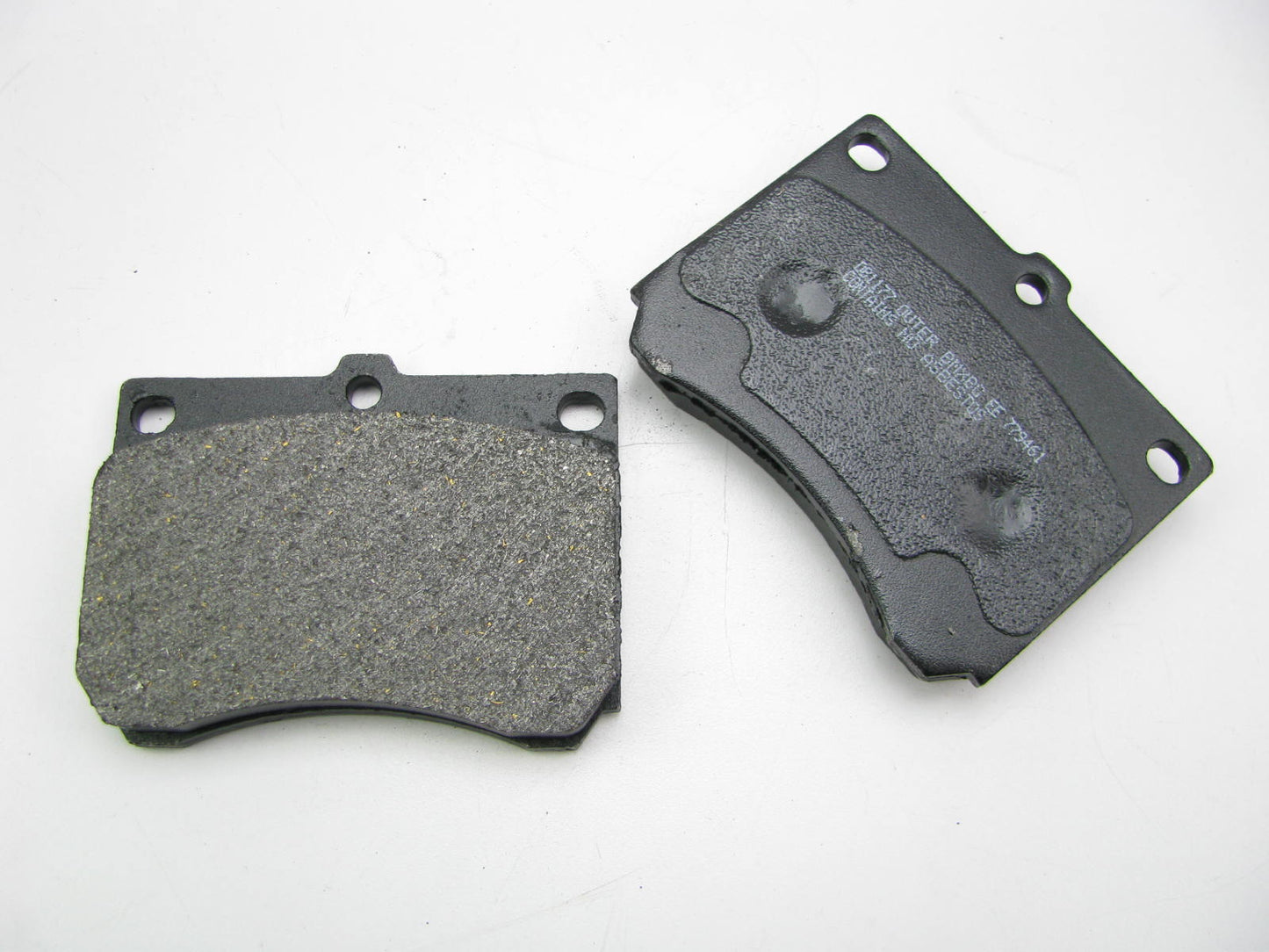 Axxis 088-1396M FRONT Brake Pads - 1991-1997 Escort, 1992-95 MX3, 90-98 Protege