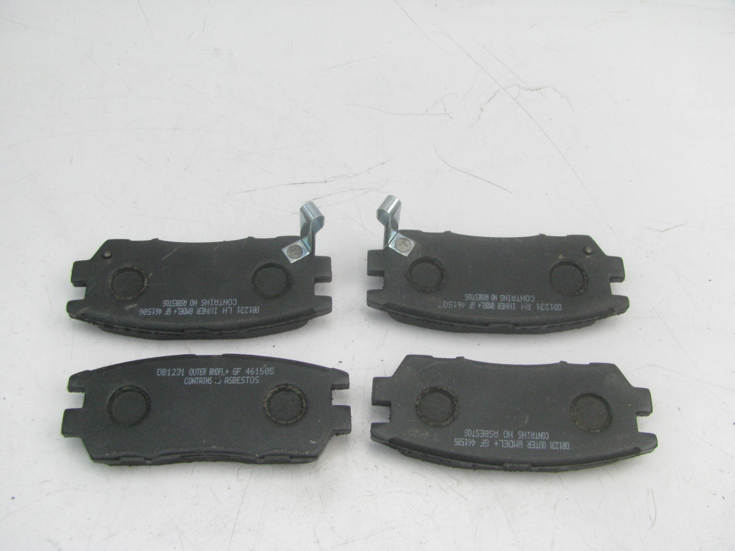 Axxis 088-1464D Rear Disc Brake Pads For 1992-2000 Mitsubishi Montero