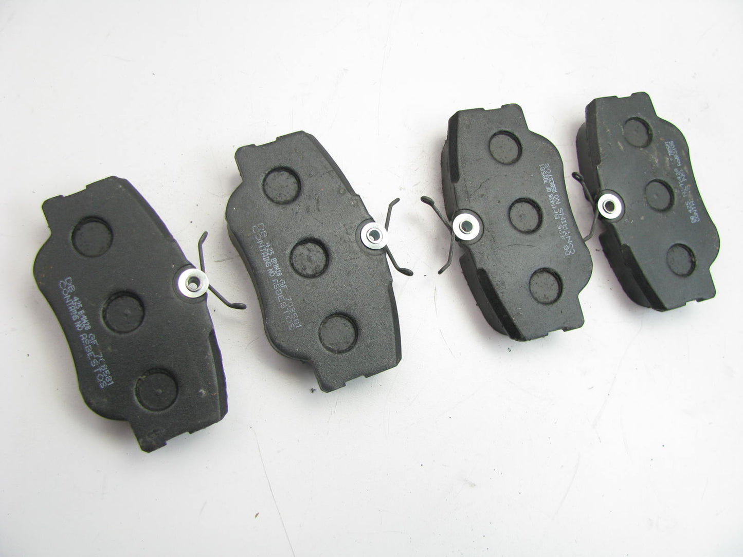 Axxis 22-423-01 Front Disc Brake Pad Set - Organic