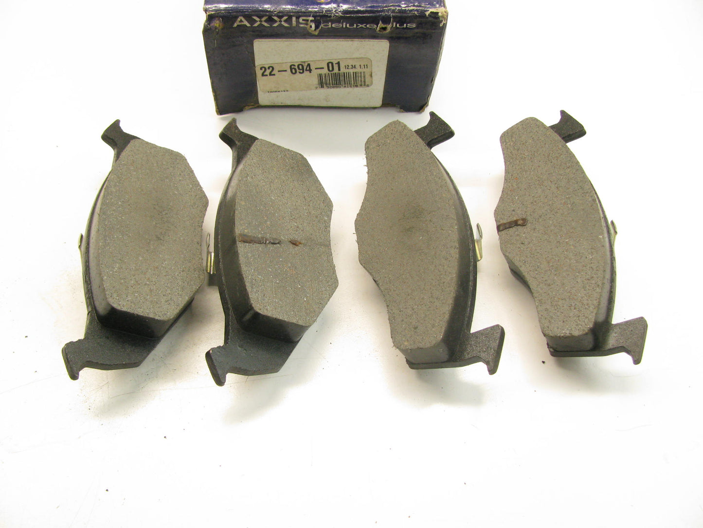 Axxis 22-694-01 FRONT Brake Pads - 1996-1997 VW Golf, Jetta