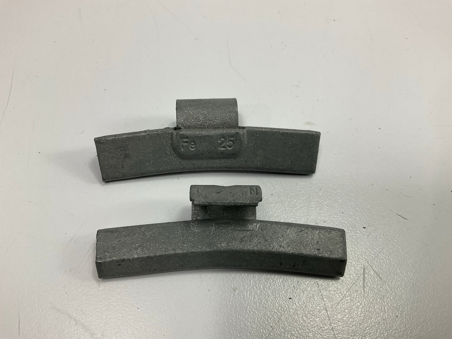 BADA FNFE25000 Coated Steel Wheel Balancing Weights 25 Grams Each, Box Of 25
