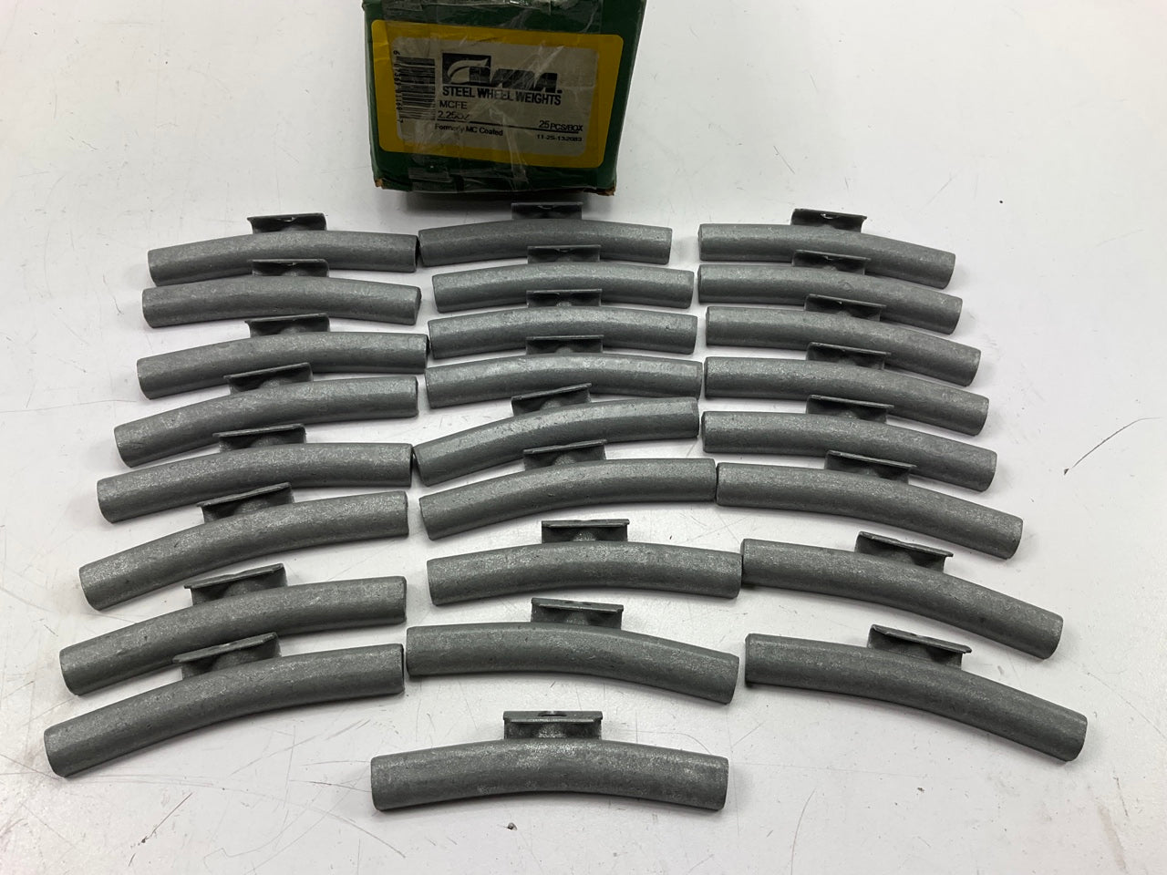 BADA MCFE Coated Steel 2.25Oz. Clip-On Wheel Weights, 25 / PACK, 2-1/4 Oz