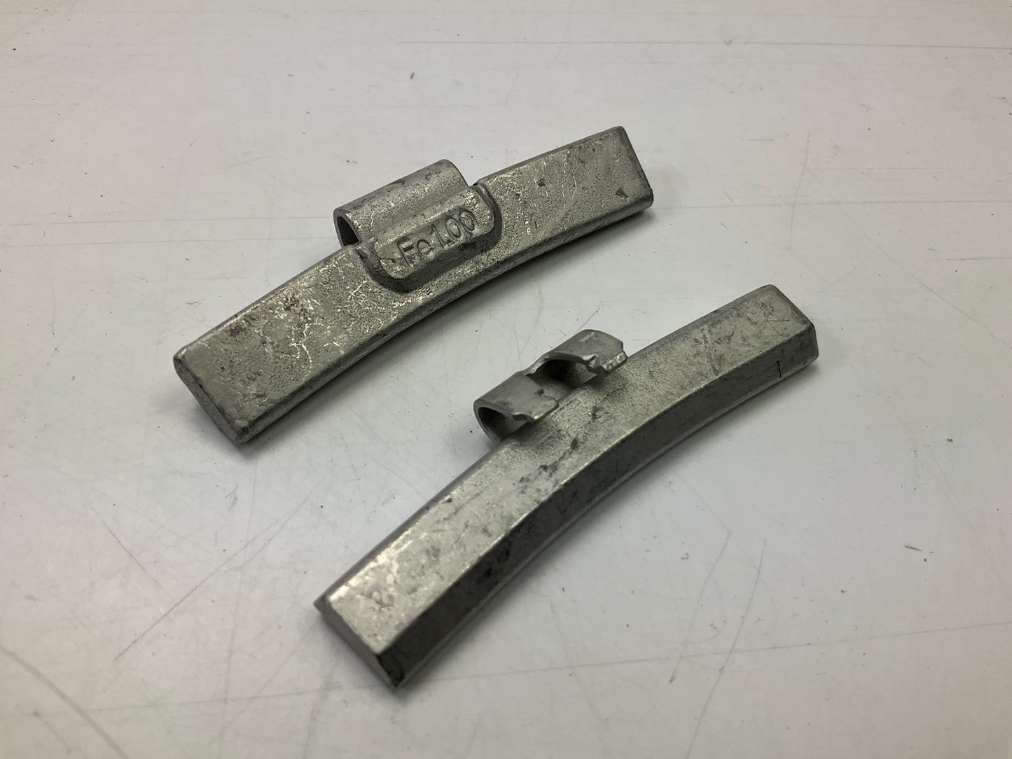 BADA TFE100 Steel Wheel Balancing Weights T/TT Type 1 Oz Each, Box Of 25