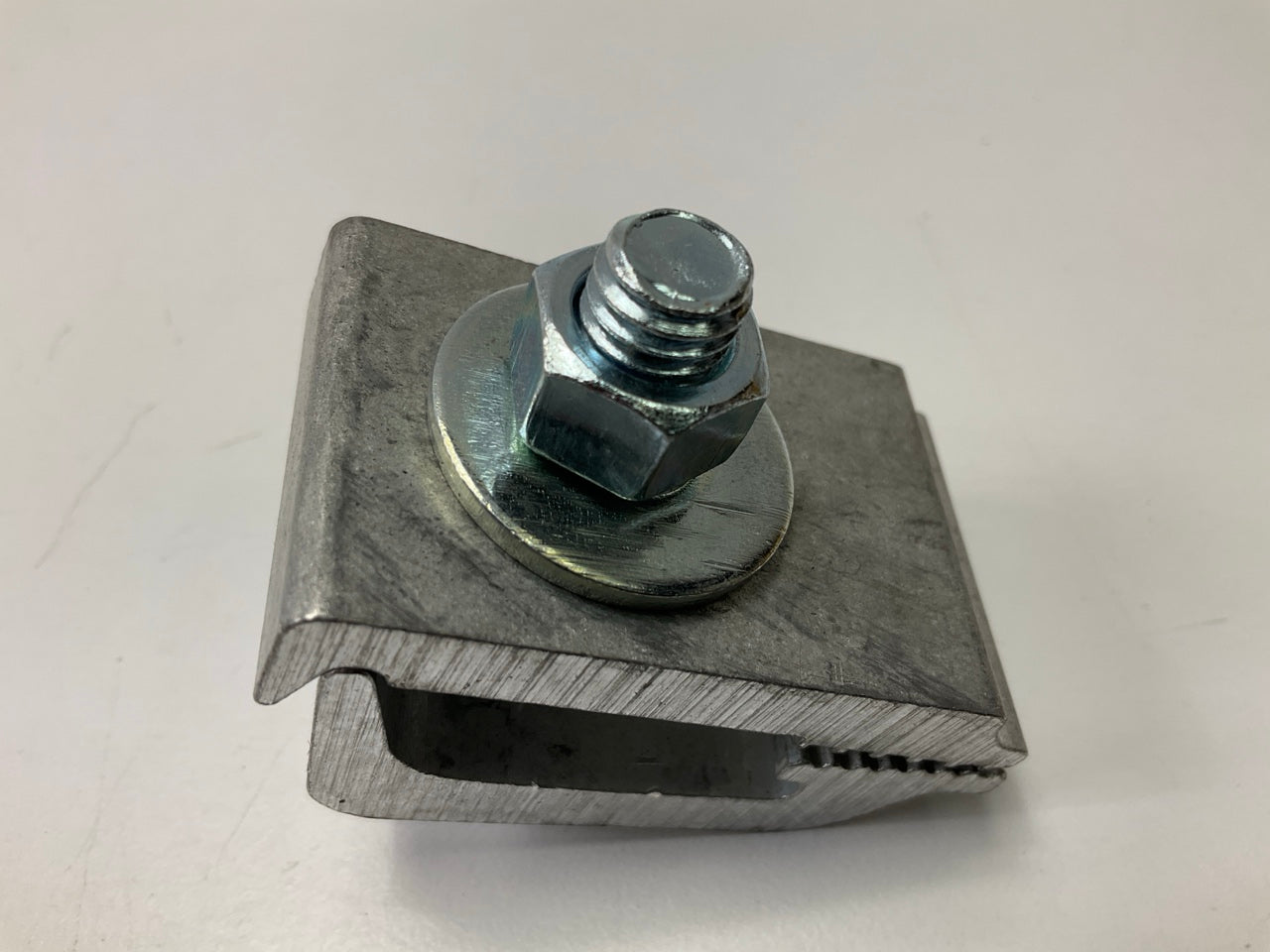 Bak Industries 15-1900 Tonneau Bed Cover Replacement Clamp