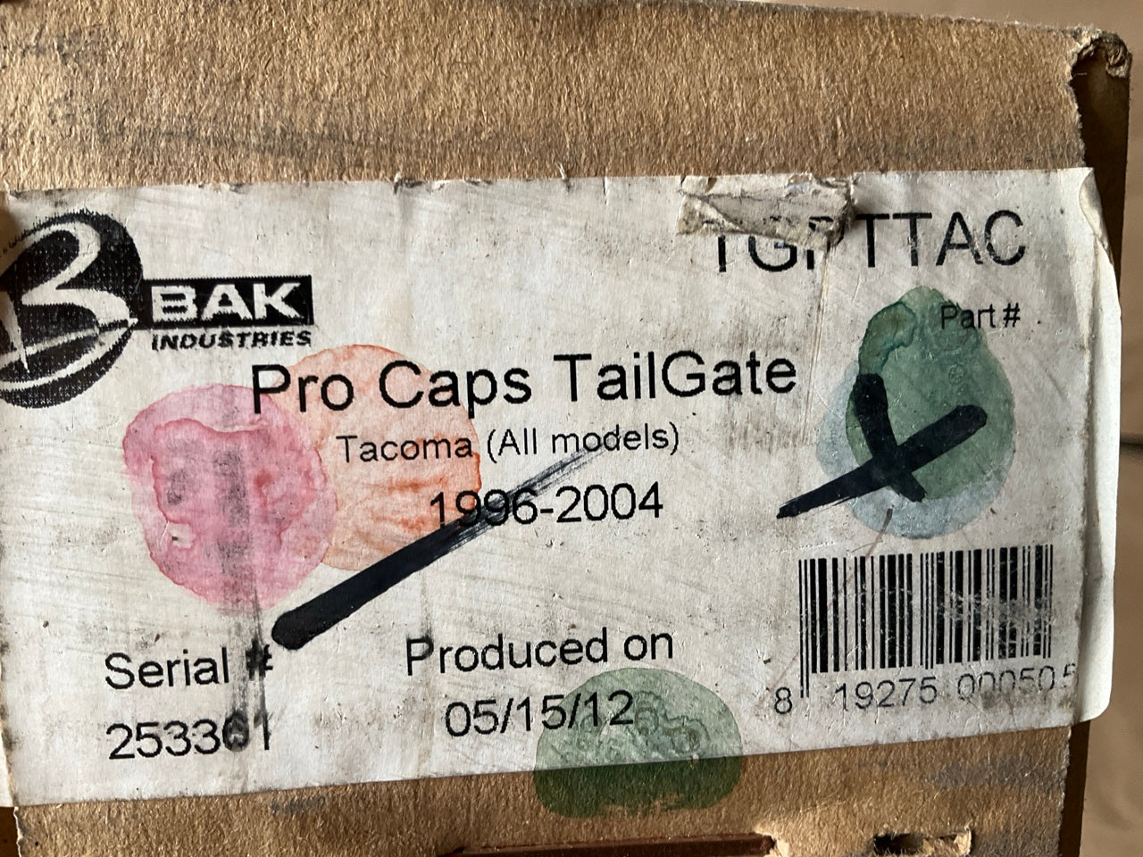 Bak Industries TGPTTAC ProCaps Truck Bed Tailgate Cap 1996-2004 Toyota Tacoma