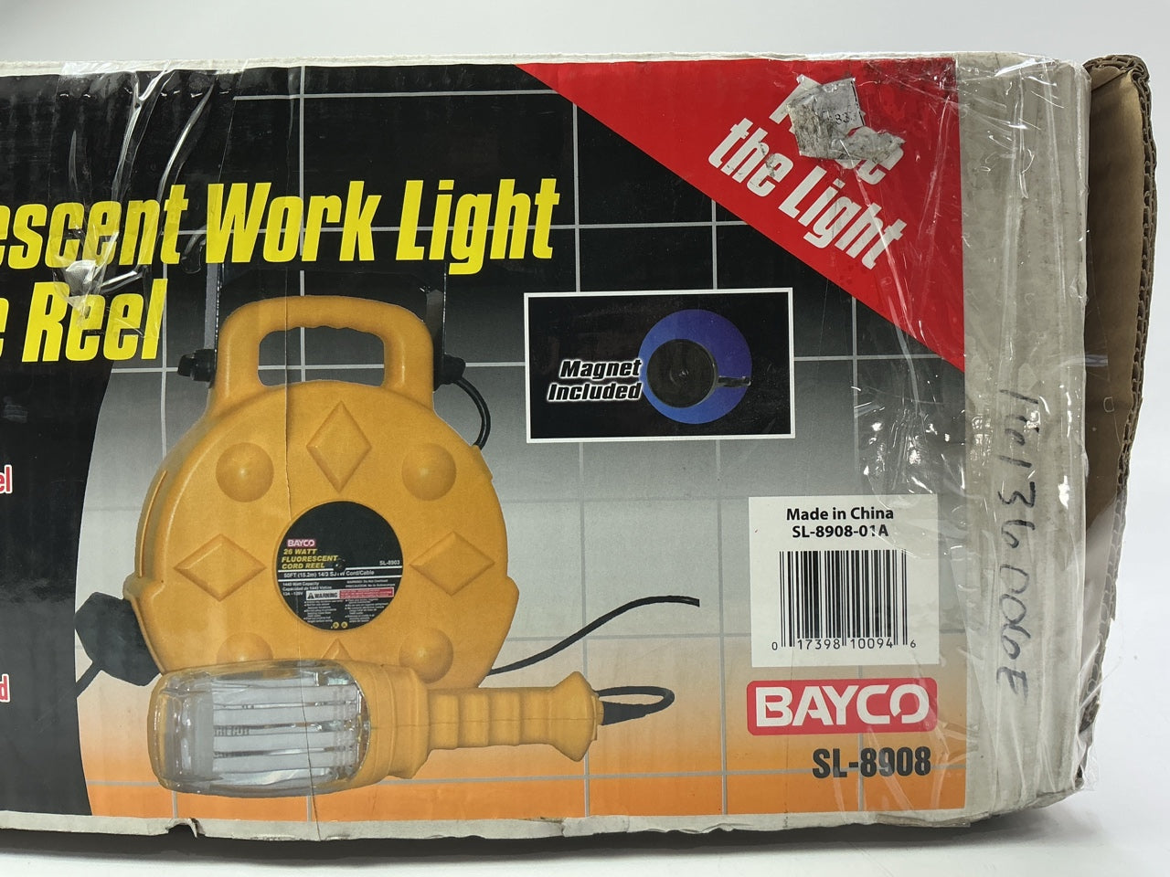 Bayco SL8908 26W Fluorescent Work Light With Single Outlet On 50 Foot Reel