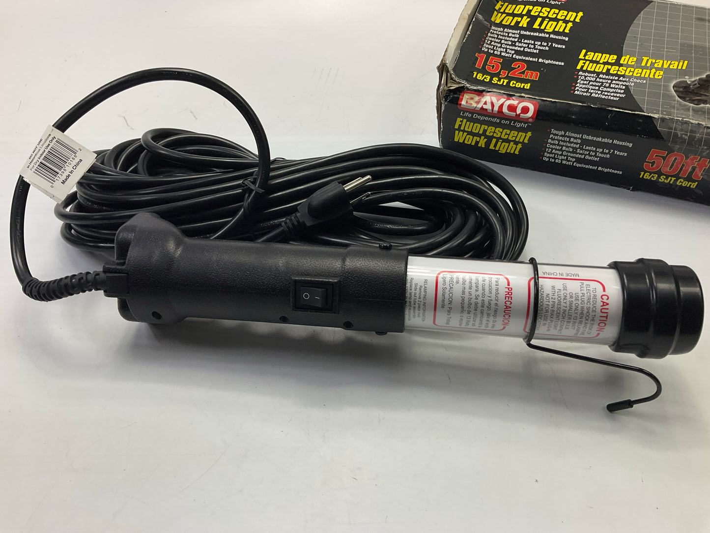 Bayco SL-936 13w Fluorescent Work Light W/spotlight & Single Outlet