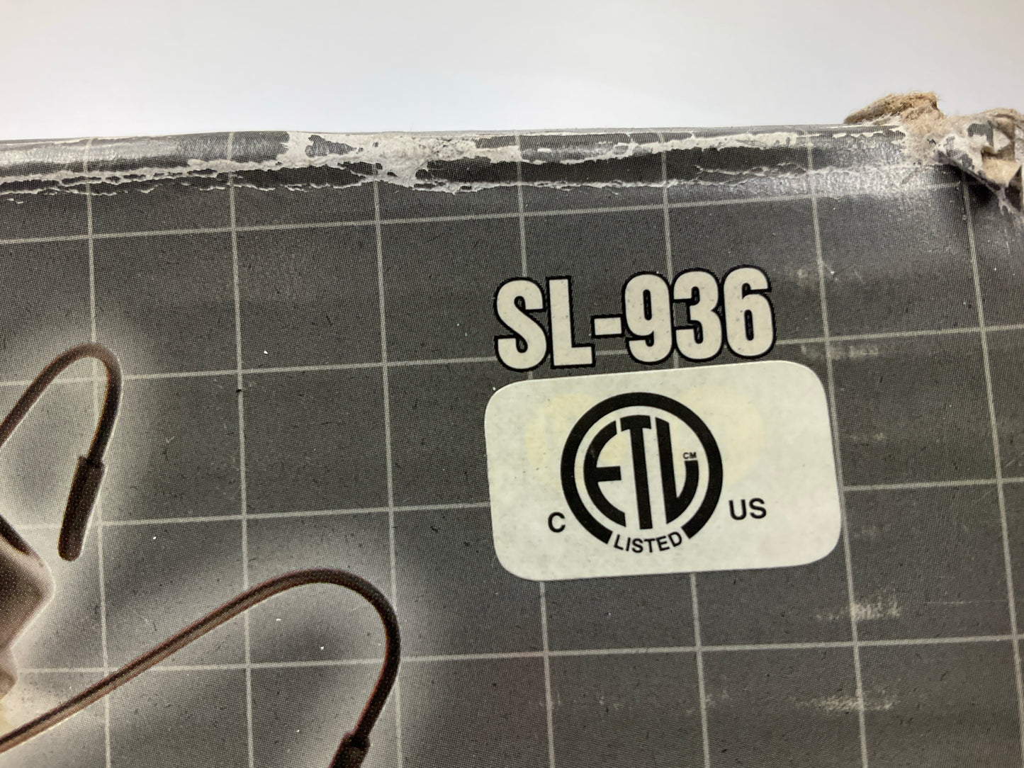 Bayco SL-936 13w Fluorescent Work Light W/spotlight & Single Outlet