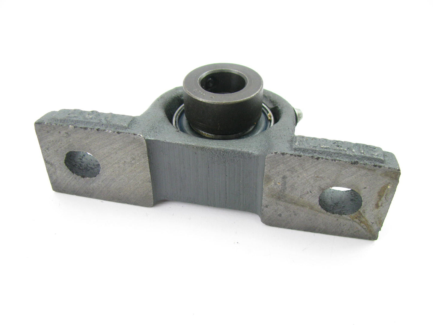 BCA PNR58-RS Pillow Block Bearing - 5/8'' Bore 4-3/4'' Long 3'' Center To Center