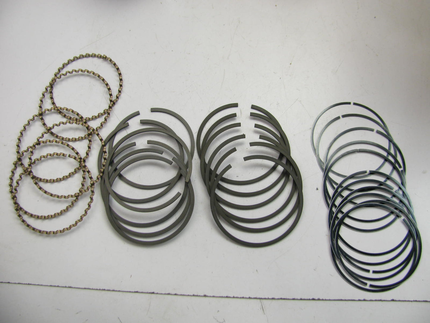 Beck Arnley 012-2416 Engine Piston & Ring Set - Standard 1967-83 Jaguar 4.2L L6