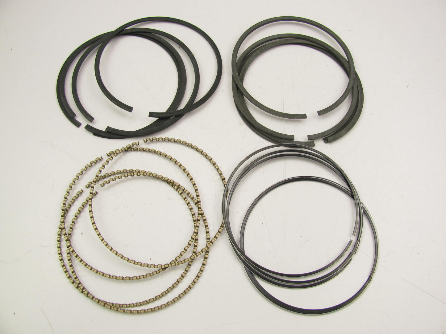 Beck Arnley 013-395820 Engine Piston Rings .020'' 1990-1992 Toyota 2.2L-L4