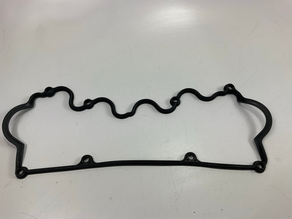 Beck Arnley 036-1565 Engine Valve Cover Gasket Set 95-02 Accent, 94-95 Scoupe