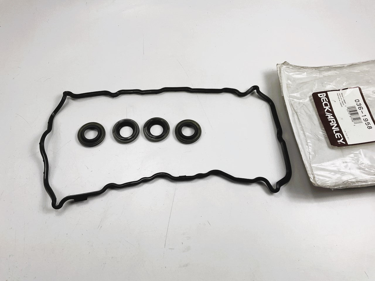Beck Arnley 036-1958 Valve Cover Gasket For 2007-2013 Nissan 2.5L