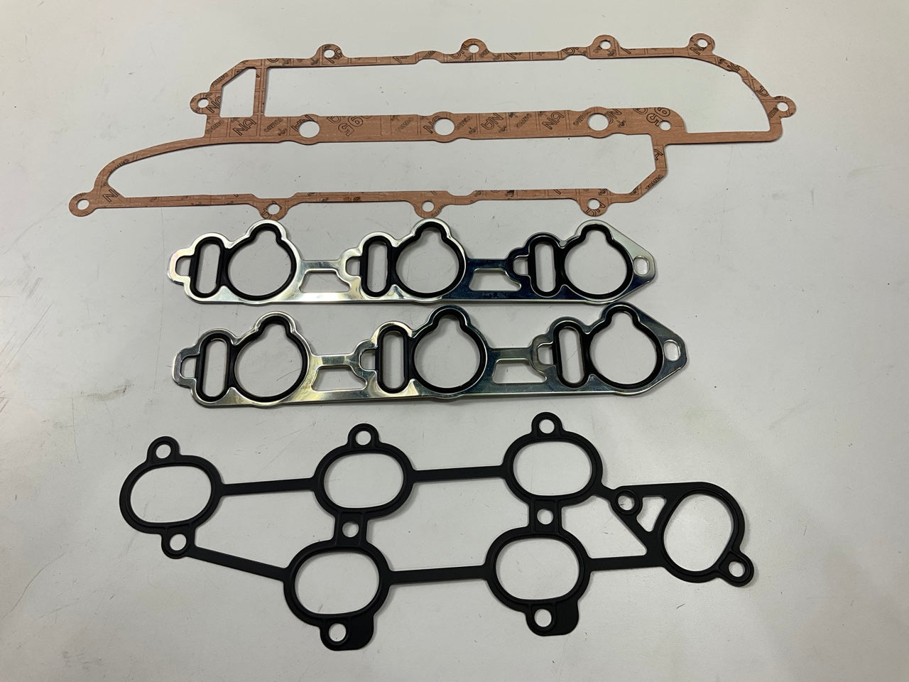 Beck Arnley 037-4701 Engine Intake Manifold Gasket Set - 89-91 Maxima, 90-92 M30