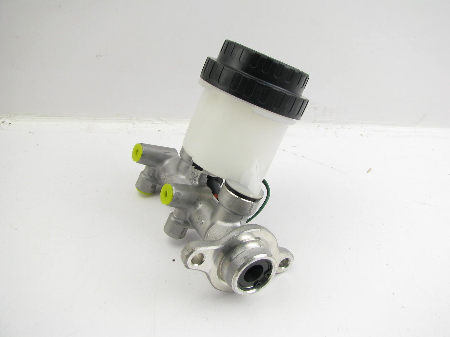 Beck Arnley 072-8369 Brake Master Cylinder  NABCO, Made In Japan