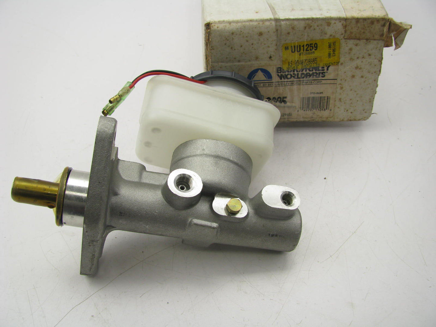 Beck Arnley 072-8685 Brake Master Cylinder - 1988 Acura Legend 4-Wheel ABS Sedan
