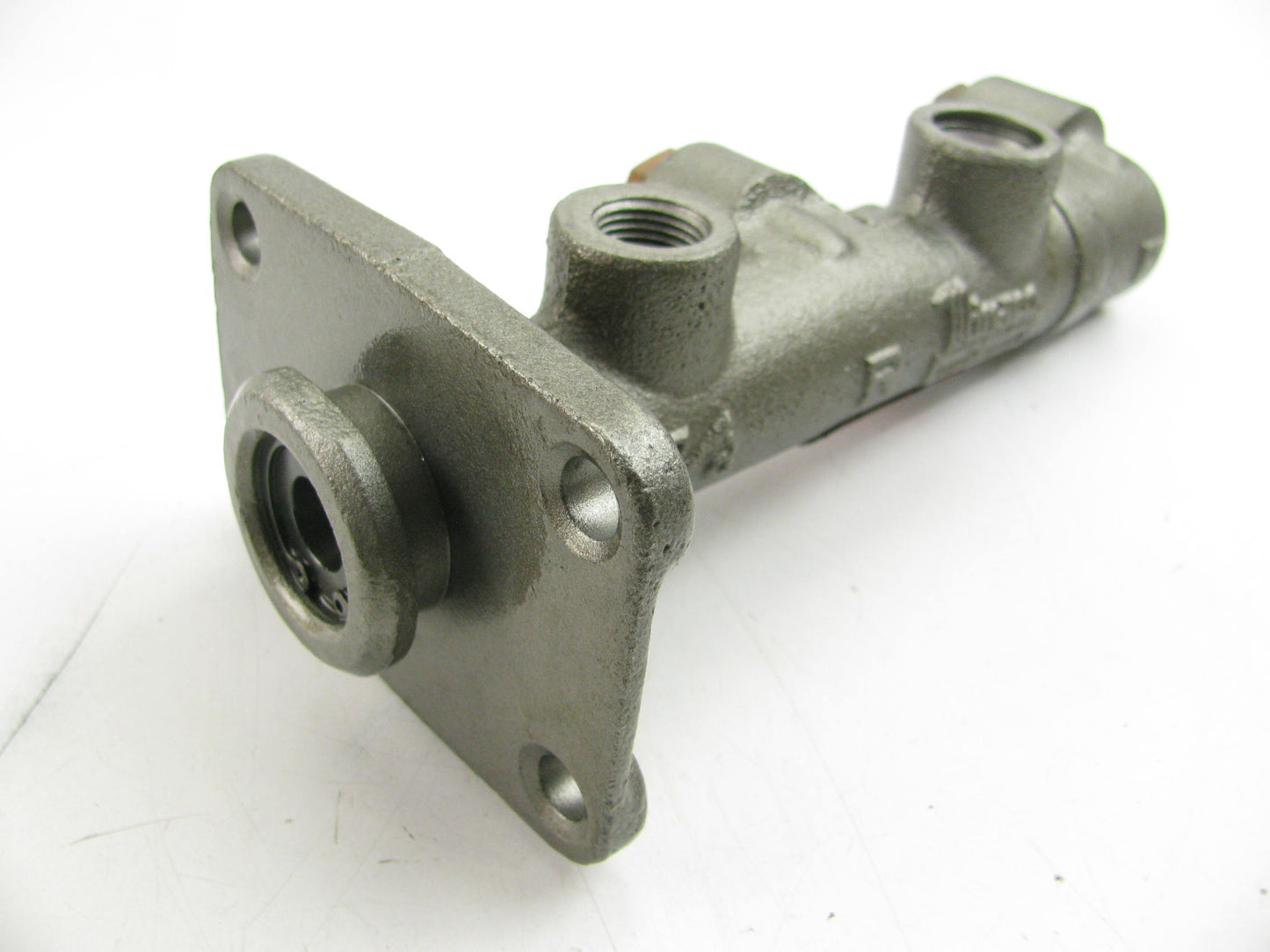 REMAN. Beck Arnley 078-0057 Brake Master Cylinder
