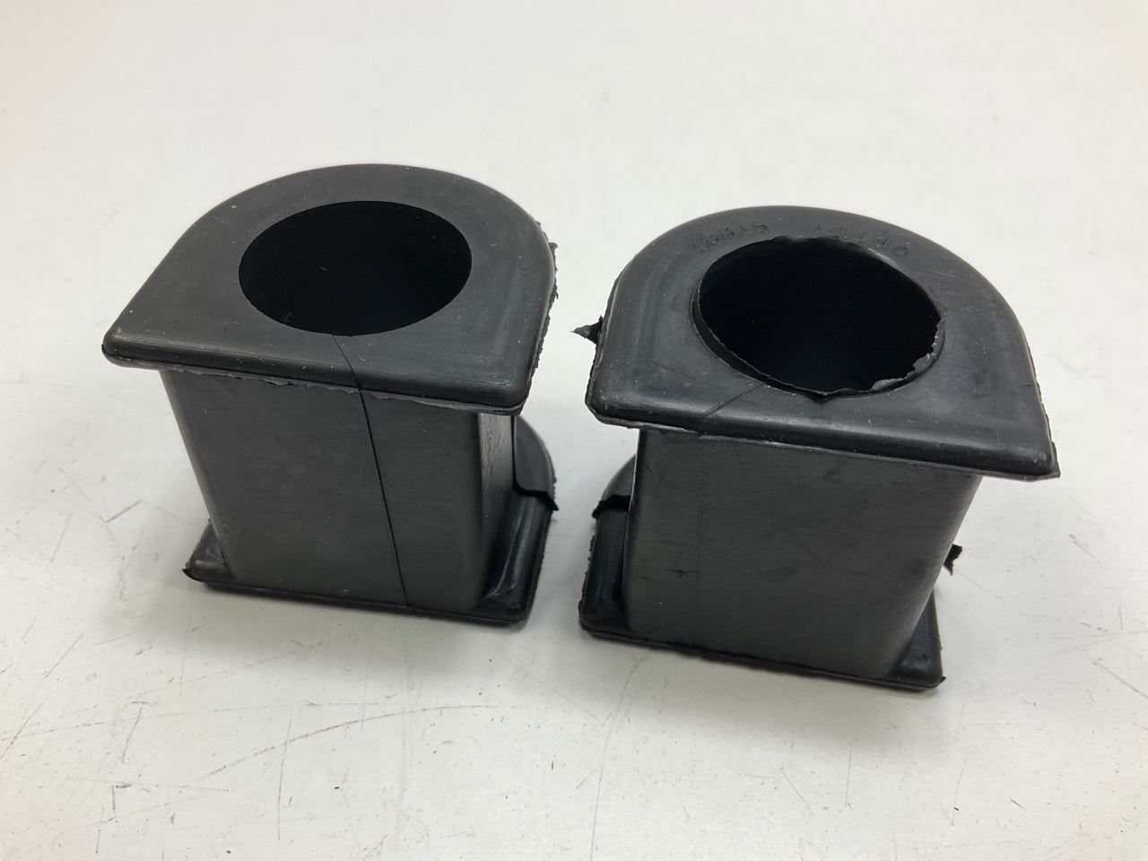 Beck Arnley 101-3945 Suspension Stabilizer Sway Bar Bushings, Front