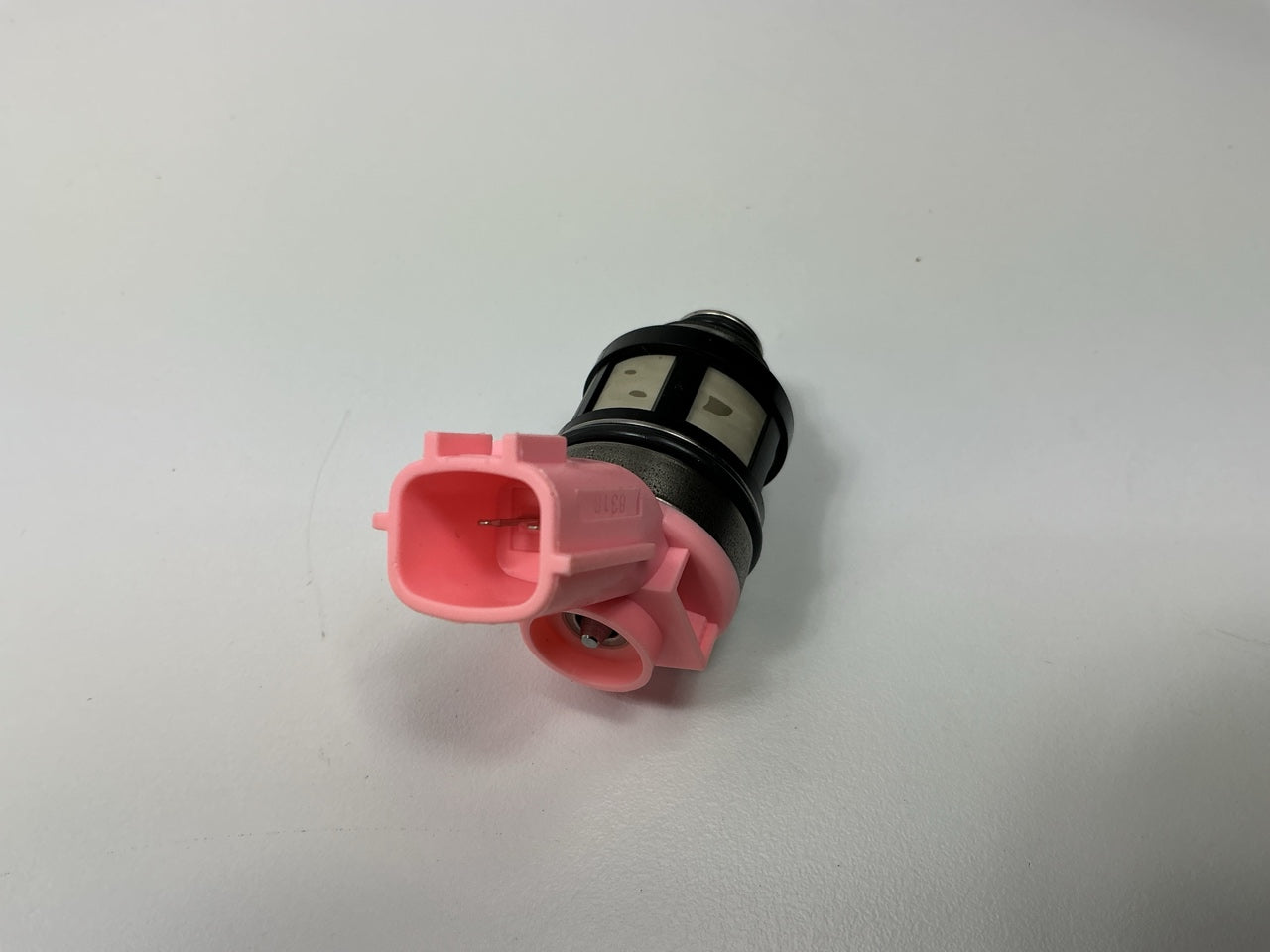 REMAN. Beck Arnley 155-0330 Fuel Injector For 1996-2004 Nissan 3.0L 3.3L-V6