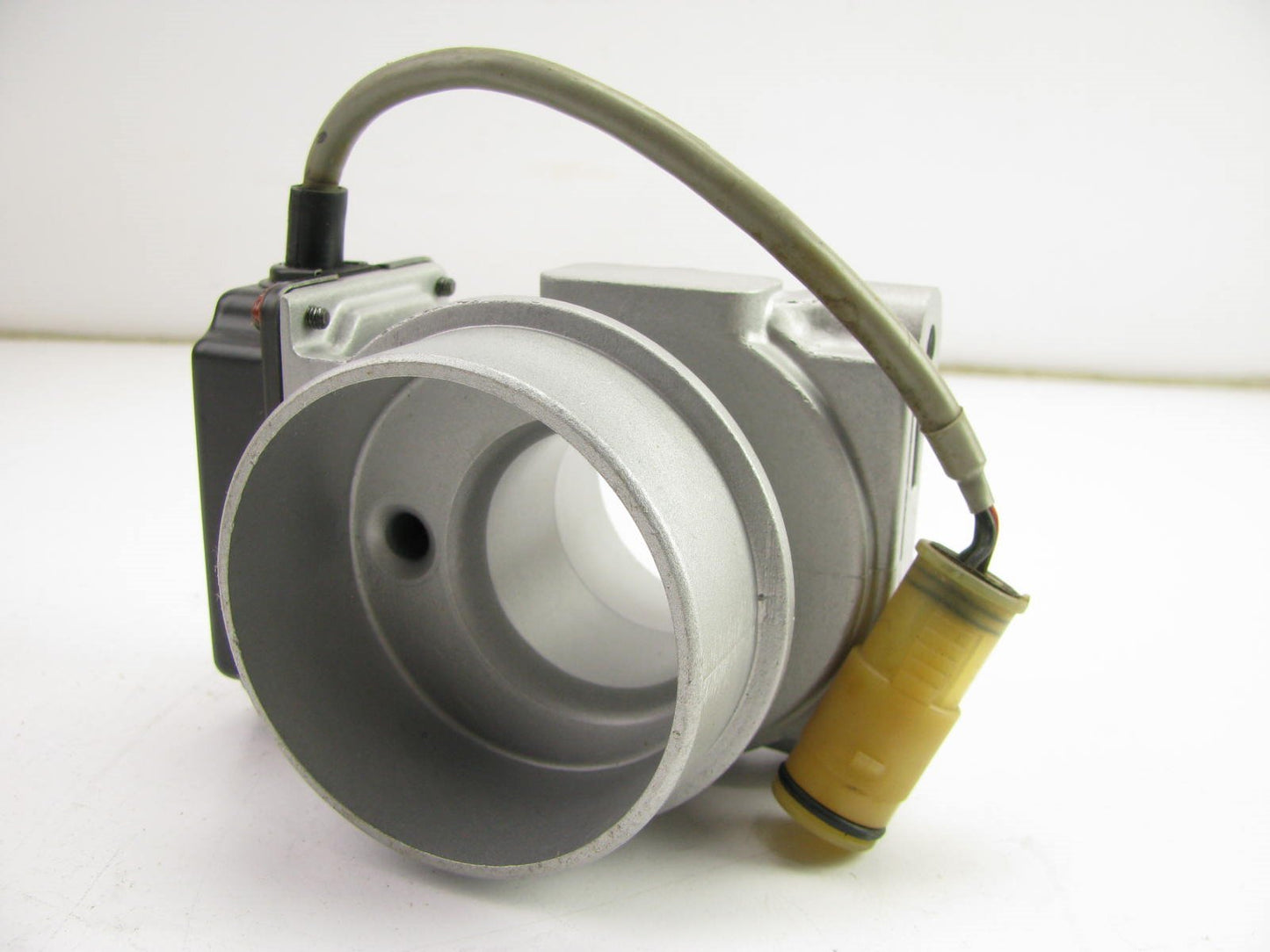 Reman. Beck Arnley 157-0151 Mass Air Flow Meter MAF Sensor - 83-87 Impulse 1.9L
