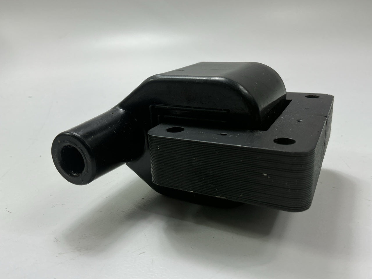 Beck Arnley 178-8172 Ignition Coil For 1992-1993 Mazda MPV