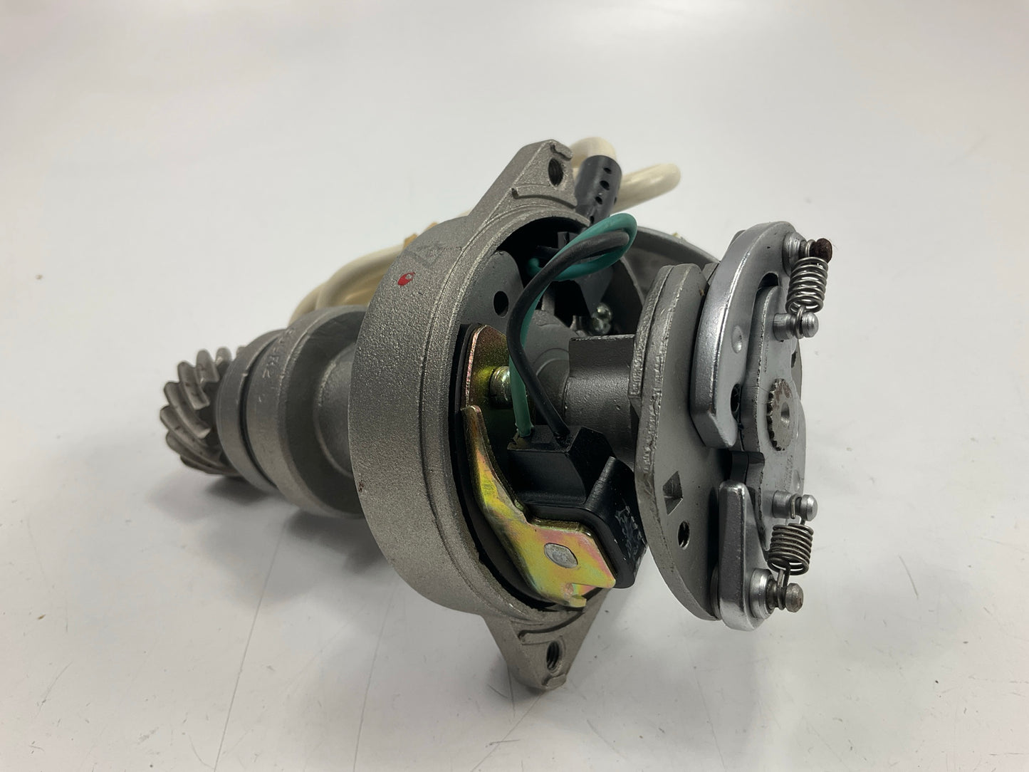 Beck Arnley 185-0316 Distributor For 1979-1980 Fiat Brava - REMAN
