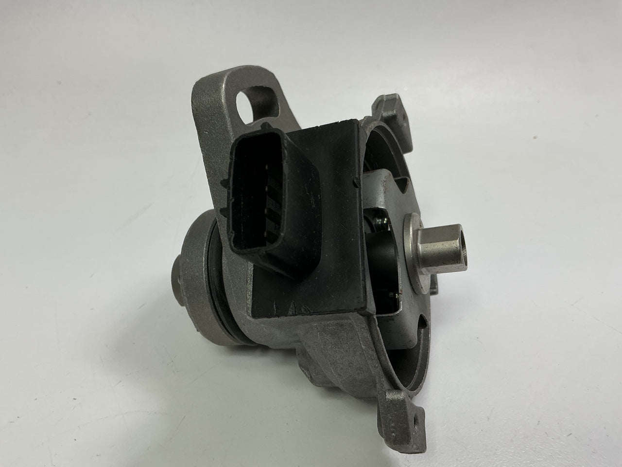 Beck Arnley 185-0555 Distributor For 1994 Kia Sephia, 1993-1994 Mazda 323 1.6L