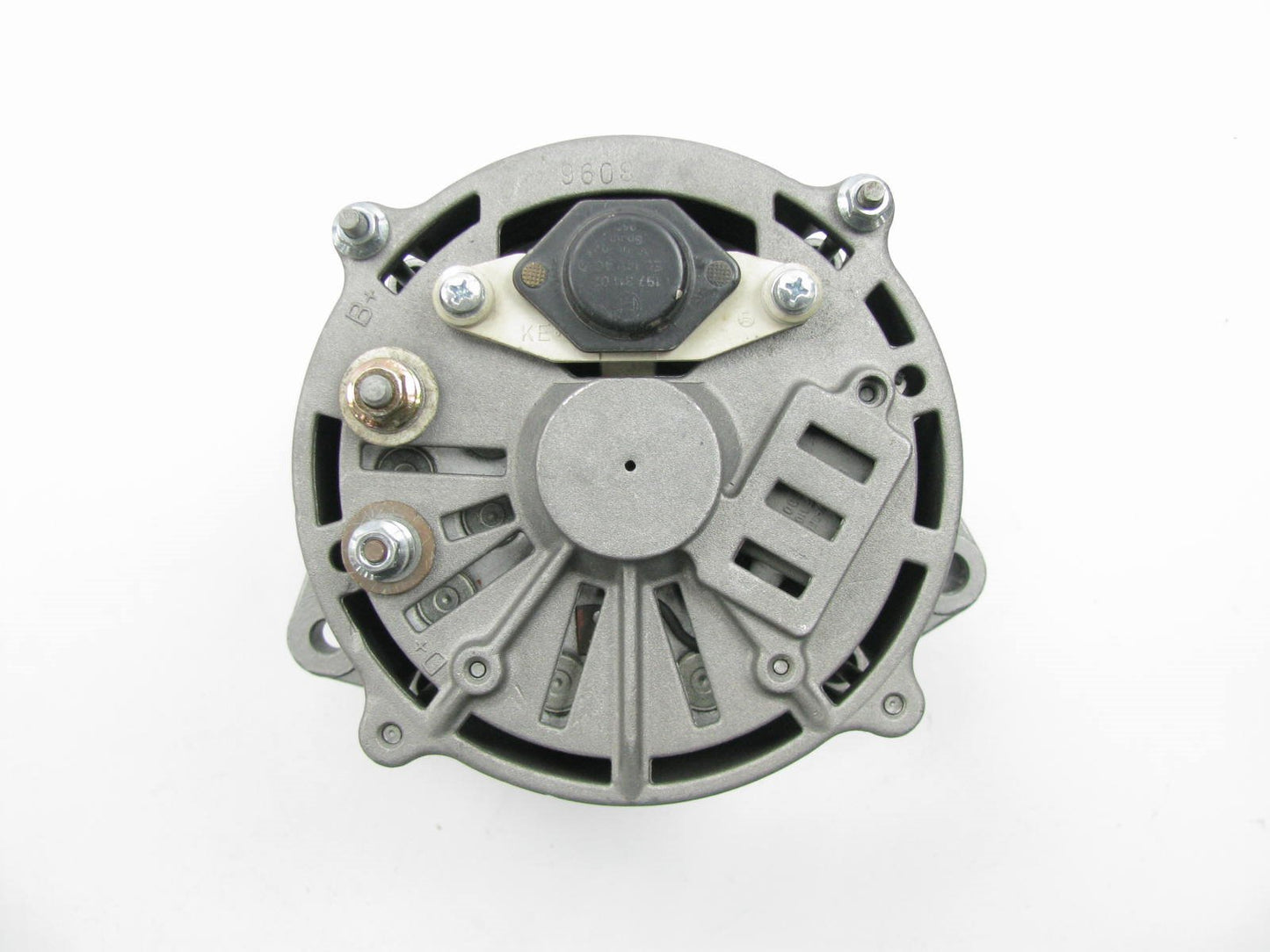 REMAN. Beck Arnley 186-0356 Alternator W/ Pulley 83-86 Volvo 760 2.8L V6 12V 90A
