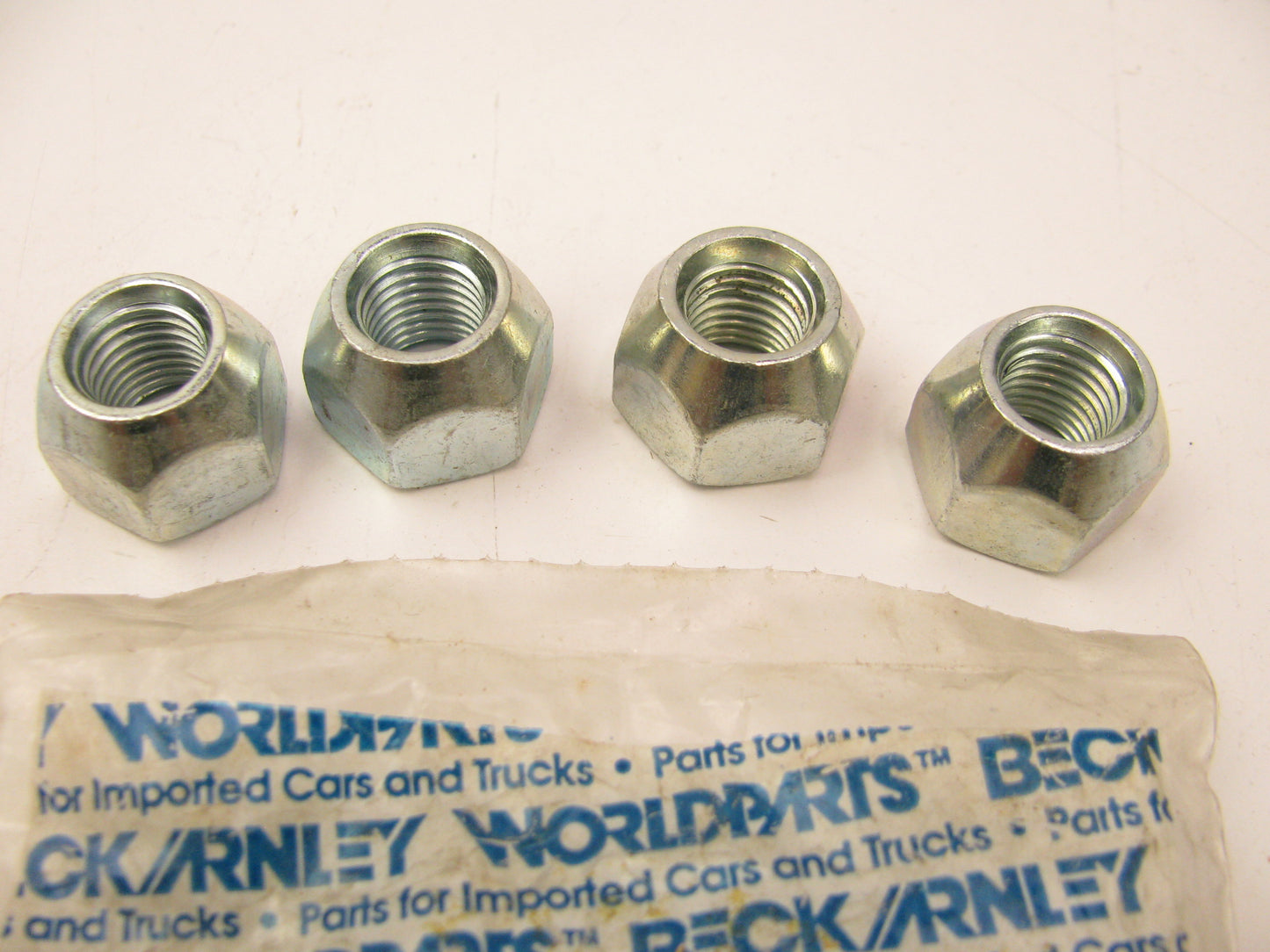 (4) Beck Arnley 271-0033 Wheel Lug Nuts - Front / Rear