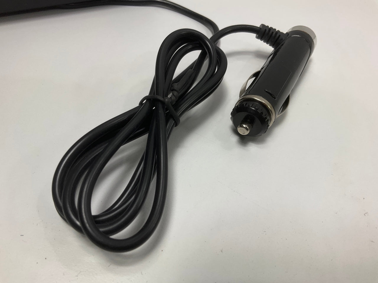 Bell 22-1-39279-8 5-Outlet 12V Power Station, Dash Mount, (2) USB + (3) 12V Port